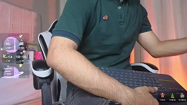 Snapshot of Samir_bear chatting on December 17, 2025, 12:43 pm Samir bear online show from December 17, 2025, 12:43 pm