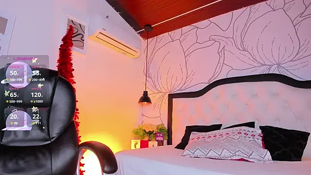 Snapshot of Samir_bear chatting on December 19, 2025, 12:40 pm Samir bear online show from December 19, 2025, 12:40 pm