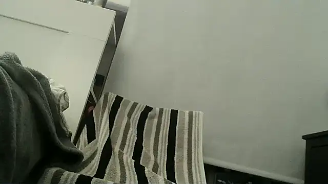 teek1234 1 online show from March 19, 2026, 4:01 am