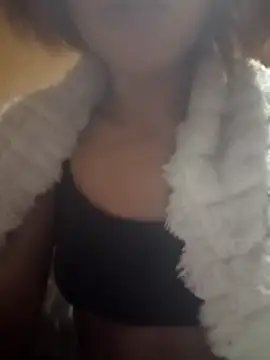 carmelbbyx22 online show from April 10, 2026, 10:55 am