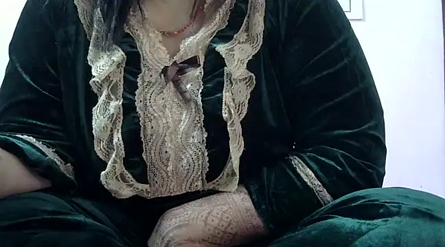 Snapshot of Housewife12 chatting on March 1, 2025, 8:34 am Housewife12 online show from March 1, 2025, 8:34 am