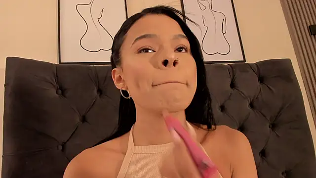 BrithanySummer online show from September 17, 2025, 8:11 pm