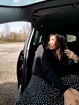 sansan2411 online show from March 7, 2026, 1:16 pm