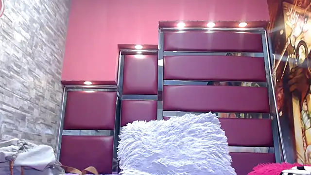 perfectlump online show from November 11, 2025, 3:29 pm