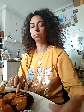 naughty69curls online show from October 1, 2025, 12:31 pm