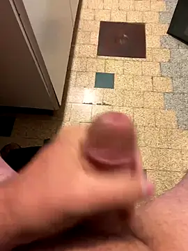 mikiss789 online show from November 5, 2025, 3:42 am