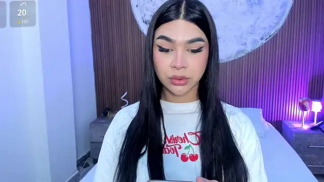 RoseCassie online show from May 12, 2026, 2:01 pm