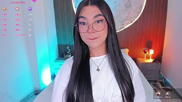 RoseCassie online show from June 3, 2026, 1:12 pm