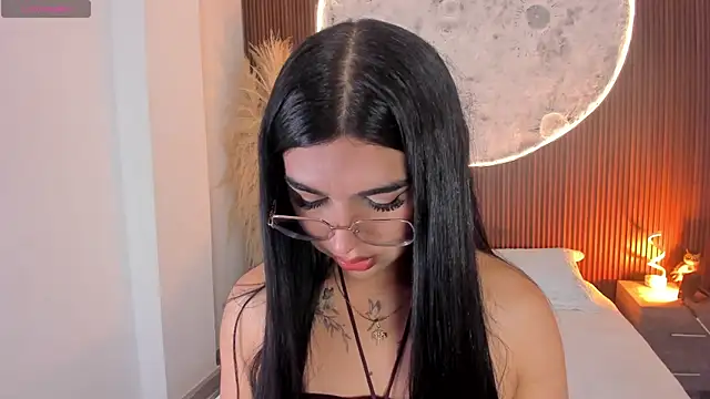 RoseCassie online show from February 5, 2026, 1:40 pm