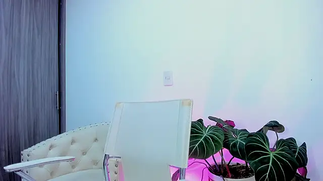 Sara Leblanc online show from November 26, 2025, 1:22 pm