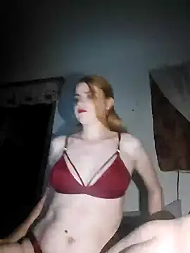 Snapshot of Anne-Mo chatting on March 13, 2025, 11:05 pm Anne-Mo online show from March 13, 2025, 11:05 pm