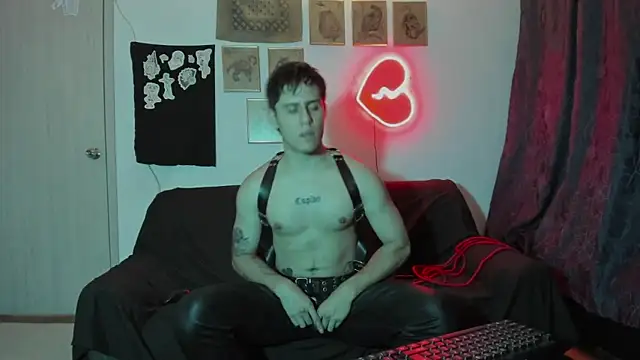 Snapshot of Antonello_Vannucci chatting on January 11, 2025, 8:21 pm Antonello Vannucci online show from January 11, 2025, 8:21 pm