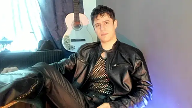 Snapshot of Antonello_Vannucci chatting on November 28, 2025, 4:07 pm Antonello Vannucci online show from November 28, 2025, 4:07 pm