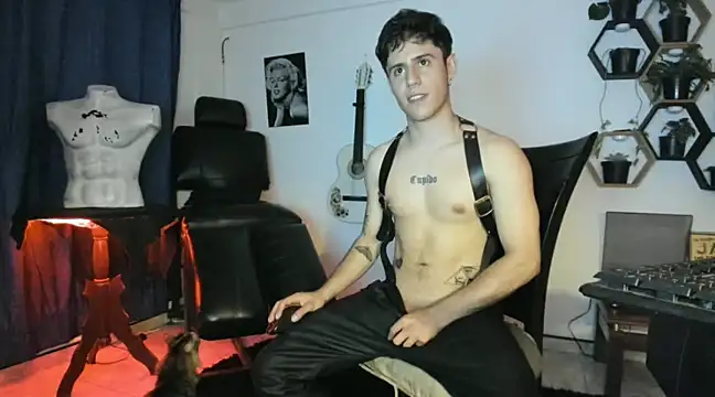 Snapshot of Antonello_Vannucci chatting on February 26, 2025, 12:41 am Antonello Vannucci online show from February 26, 2025, 12:41 am