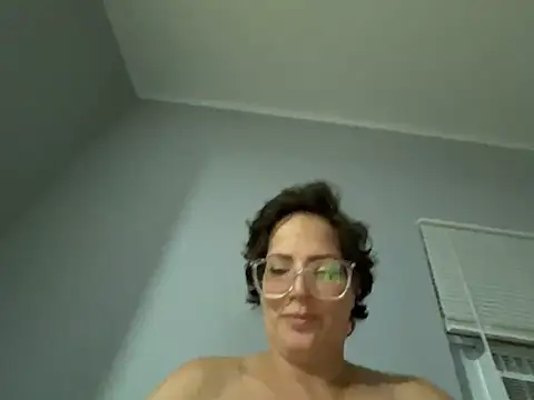 Snapshot of skarfos1babe69 chatting on March 27, 2026, 4:43 am skarfos1babe69 online show from March 27, 2026, 4:43 am