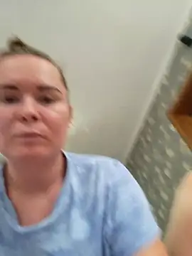 Snapshot of _Miss_Vanilla_ chatting on October 9, 2025, 7:20 am Miss Vanilla online show from October 9, 2025, 7:20 am