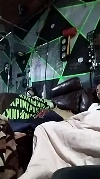 dulcedeseo13 online show from February 2, 2026, 6:29 pm