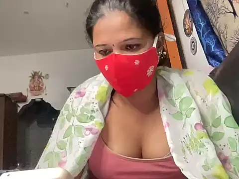 Tamil Sanjana  online show from December 21, 2025, 5:36 pm