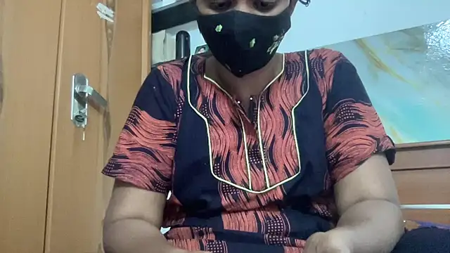 Tamil Sanjana  online show from February 8, 2026, 4:54 am