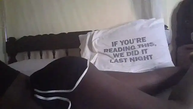 Missbella25 online show from October 28, 2025, 5:12 pm