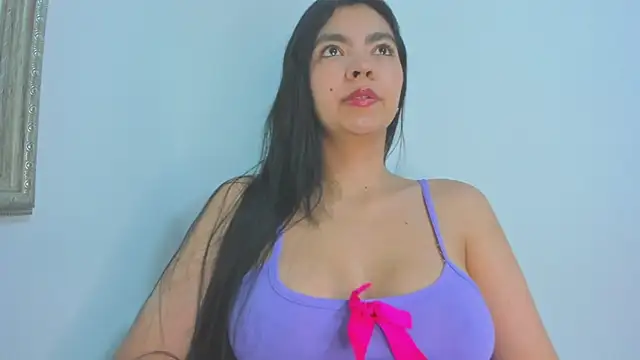 nathyy garcia online show from November 9, 2025, 4:49 am