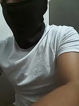 Snapshot of Eddy7988 chatting on March 21, 2026, 7:53 am Eddy7988 online show from March 21, 2026, 7:53 am