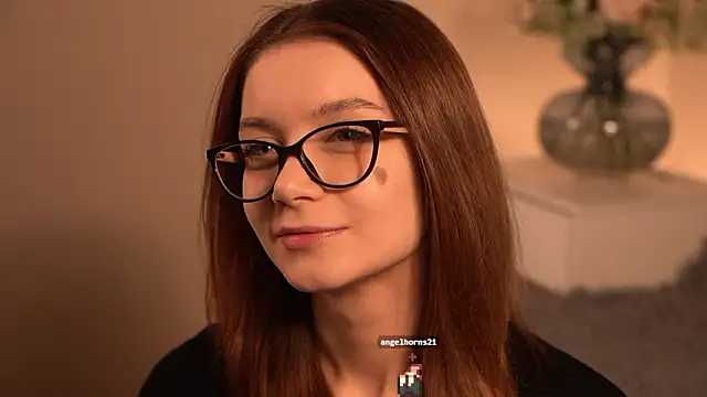 Snapshot of Hi_my_name_is chatting on February 6, 2026, 4:25 pm Hi my name is online show from February 6, 2026, 4:25 pm