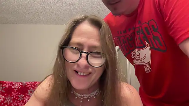 Snapshot of Keywest_Kate chatting on January 3, 2025, 2:43 am Keywest Kate online show from January 3, 2025, 2:43 am