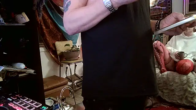 SilverandFox online show from February 25, 2025, 1:10 pm