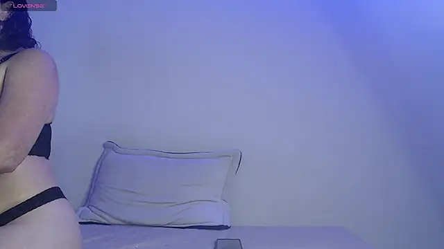 mimi heart online show from January 14, 2025, 4:47 am