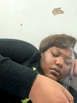 Kbaby337 online show from November 21, 2025, 5:50 am