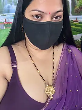 FlatVincy4 online show from October 31, 2025, 3:58 am