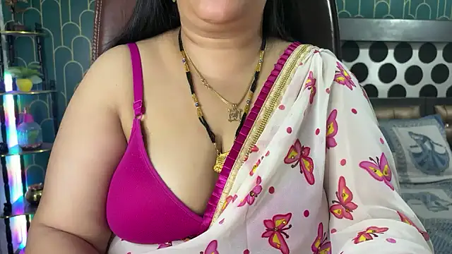 FlatVincy4 online show from February 15, 2026, 7:51 am