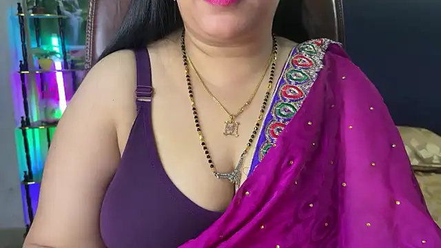 FlatVincy4 online show from January 19, 2026, 5:11 am