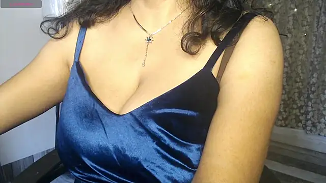 hot menka online show from February 14, 2026, 10:15 am