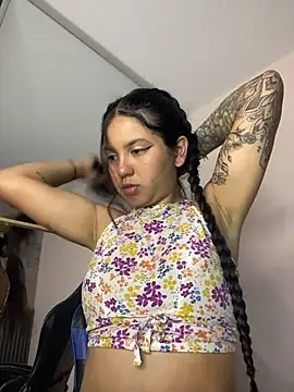 Snapshot of Rosita_forever_ chatting on June 25, 2026, 4:01 pm Rosita forever online show from June 25, 2026, 4:01 pm