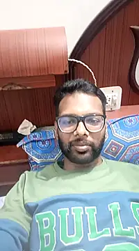 Snapshot of x_starmohit chatting on December 23, 2024, 1:35 pm x starmohit online show from December 23, 2024, 1:35 pm