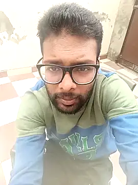 Snapshot of x_starmohit chatting on January 2, 2025, 6:50 am x starmohit online show from January 2, 2025, 6:50 am