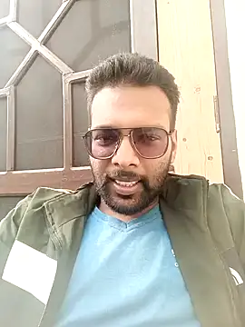 Snapshot of x_starmohit chatting on December 24, 2024, 6:44 am x starmohit online show from December 24, 2024, 6:44 am