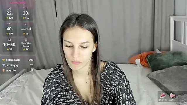 evastar666 online show from January 3, 2025, 3:33 pm