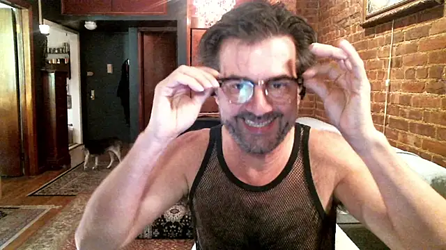 Johnny Bottoms online show from May 3, 2026, 1:25 pm