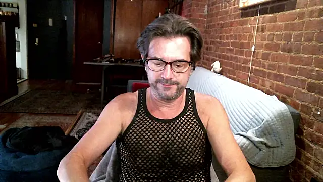 Johnny Bottoms online show from November 23, 2025, 6:51 pm