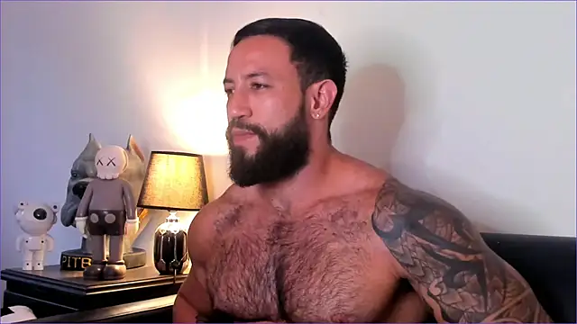 Snapshot of BradLeon_ chatting on November 27, 2025, 10:10 pm BradLeon online show from November 27, 2025, 10:10 pm