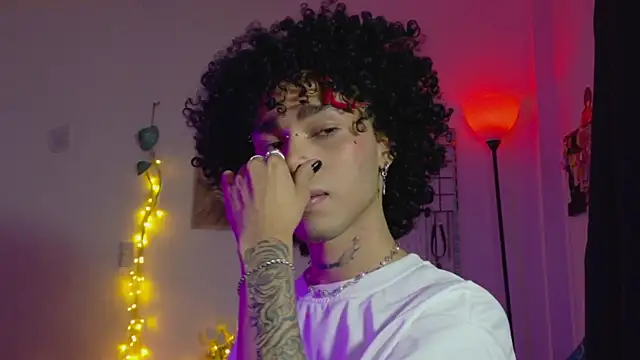 seven7xis online show from April 6, 2026, 4:08 am