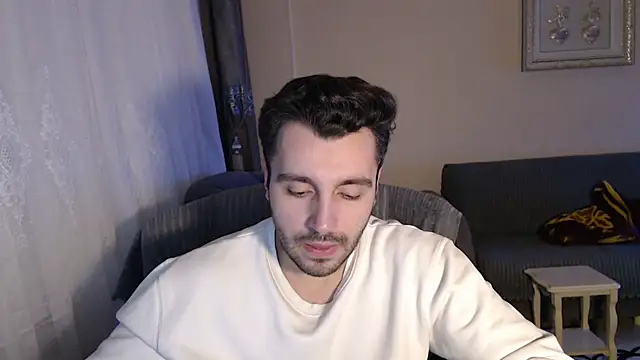 Snapshot of handsomeee04 chatting on November 29, 2025, 10:32 pm handsomeee04 online show from November 29, 2025, 10:32 pm