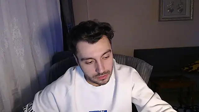 Snapshot of handsomeee04 chatting on November 16, 2025, 10:13 pm handsomeee04 online show from November 16, 2025, 10:13 pm