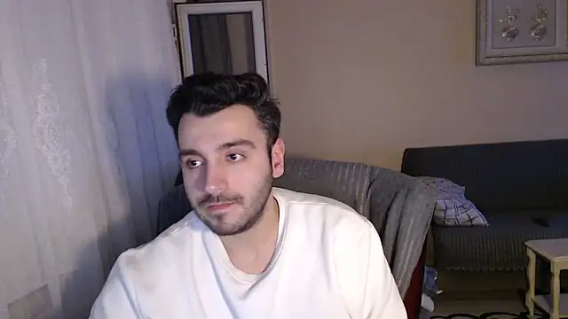 Snapshot of handsomeee04 chatting on November 24, 2025, 11:05 pm handsomeee04 online show from November 24, 2025, 11:05 pm