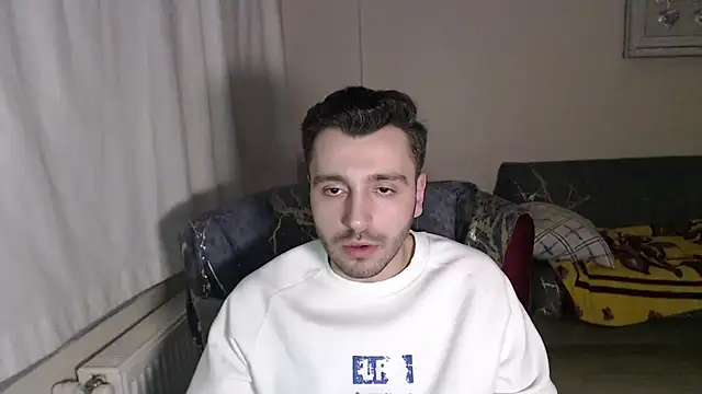 Snapshot of handsomeee04 chatting on February 14, 2026, 1:50 am handsomeee04 online show from February 14, 2026, 1:50 am