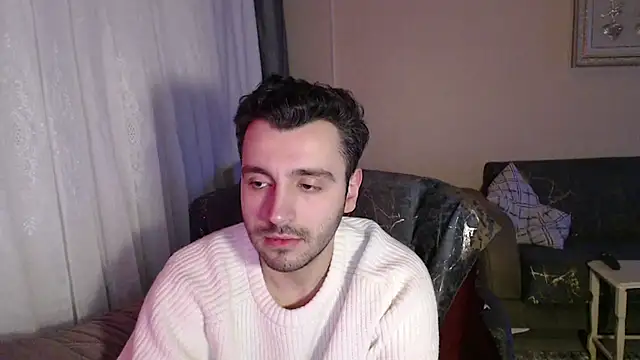 Snapshot of handsomeee04 chatting on February 1, 2026, 9:46 pm handsomeee04 online show from February 1, 2026, 9:46 pm