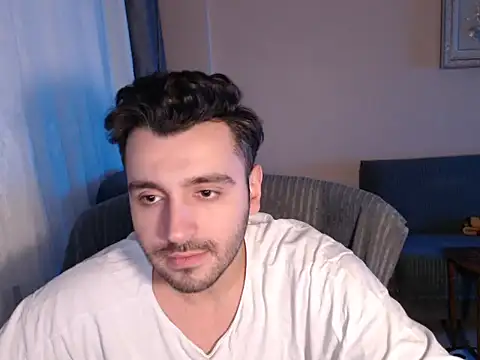 Snapshot of handsomeee04 chatting on November 15, 2025, 9:52 pm handsomeee04 online show from November 15, 2025, 9:52 pm